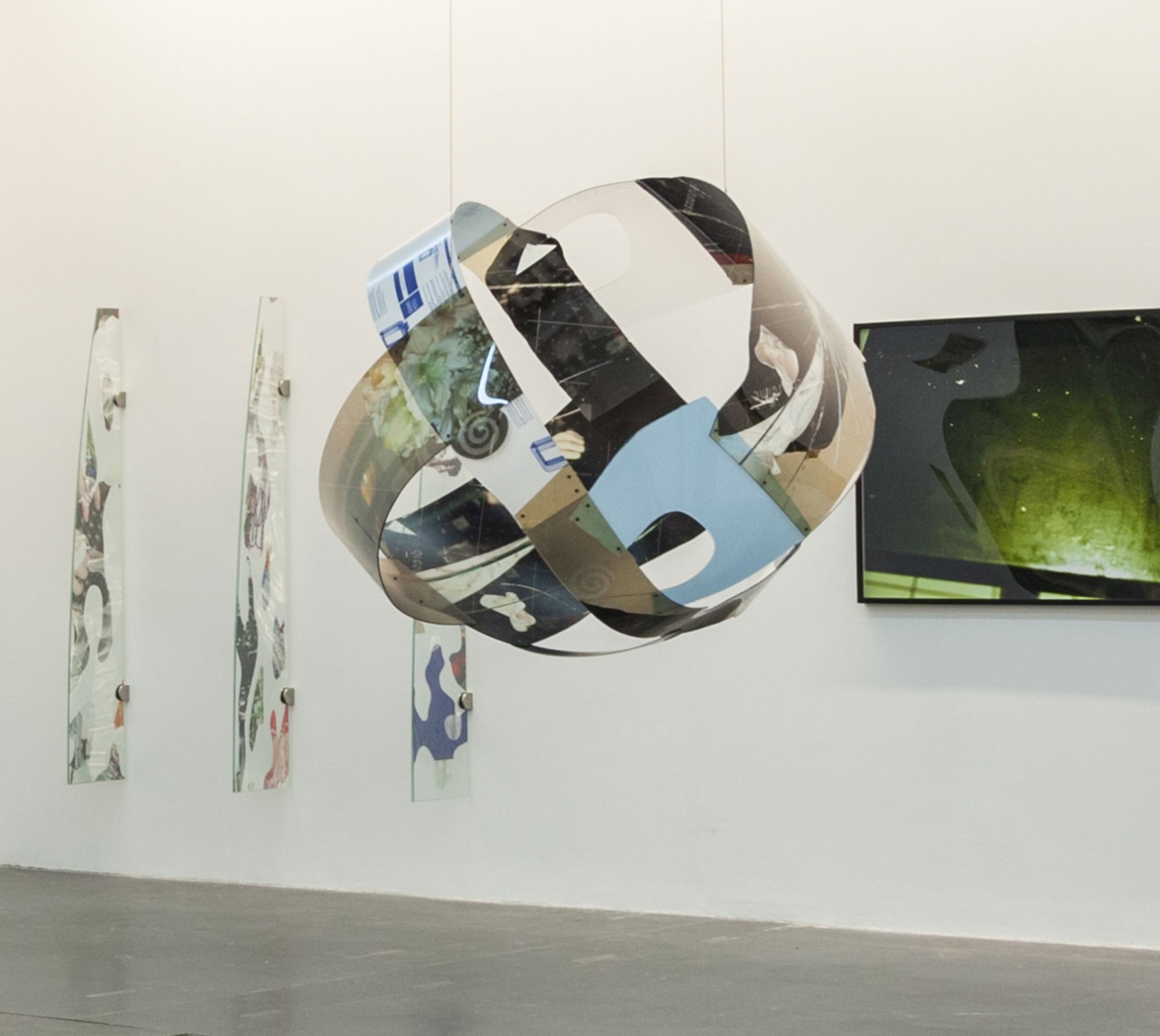 Work Assemblage (everything vs. anything) — Harm van den Dorpel